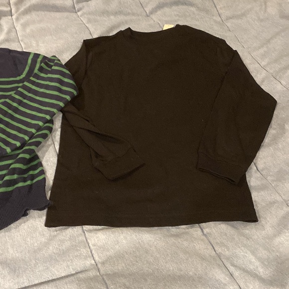 New NWT 2 long sleeve boys shirts medium 8 black tee & blue striped sweater - Picture 3 of 3